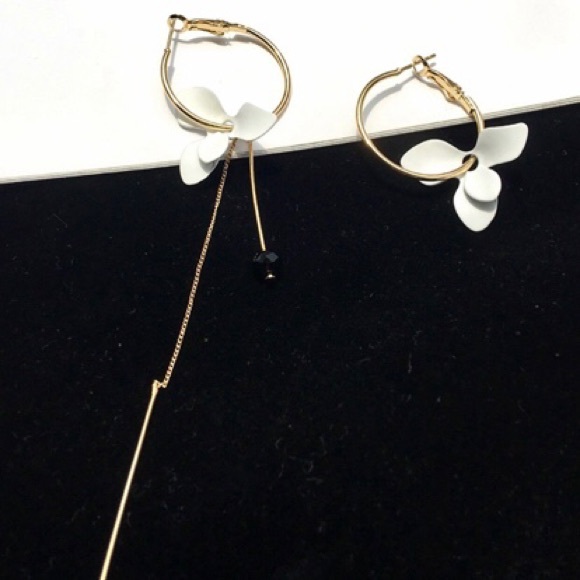 MODERN💙💎FLORAL💛ASSYMETRICAL💛BAR💛HOOPS💎💙DROP - Picture 7 of 8